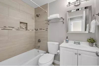10483 Glenellen Avenue, San Diego, CA 92126 - Photo 15