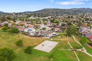 1321 Shadow Hills Ct, San Marcos, CA 92069 - Photo 11