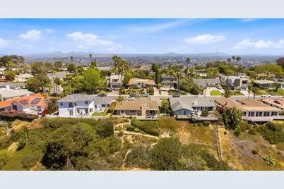 5958 Sagebrush Road, La Jolla, CA 92037 - Photo 41