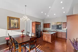 954 Miramar Dr, Vista, CA 92081 - Photo 17