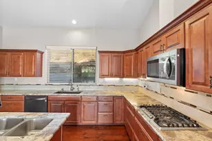 954 Miramar Dr, Vista, CA 92081 - Photo 21