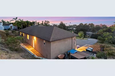 954 Miramar Drive, Vista, CA 92081 - Photo 5