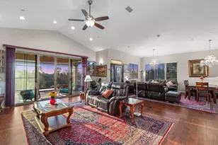 954 Miramar Dr, Vista, CA 92081 - Photo 11