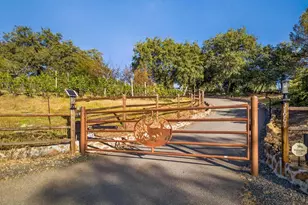 31907 Calle El Potrero, Pauma Valley, CA 92061 - Photo 59