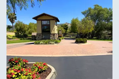 363 Melbourne Glen, Escondido, CA 92026 - Photo 3