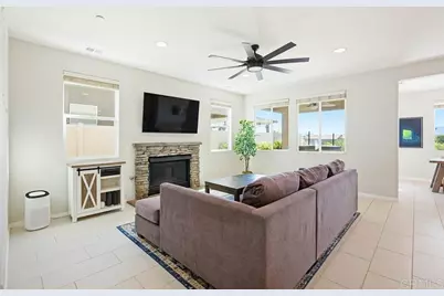 37846 Apache Plume, Murrieta, CA 92563 - Photo 5