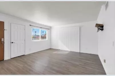 5004 Los Morros Way #2, Oceanside, CA 92057 - Photo 3