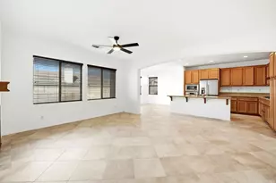 571 Trovita Ct, Escondido, CA 92027 - Photo 19