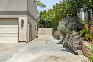 2646 Unicornio St, Carlsbad, CA 92009 - Photo 5