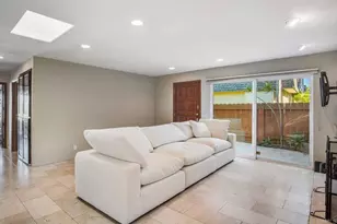 646 E Solana Cir, Solana Beach, CA 92075 - Photo 9