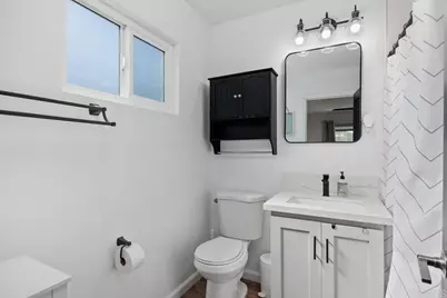 4969 Stephanie Pl, Oceanside, CA 92057 - Photo 17