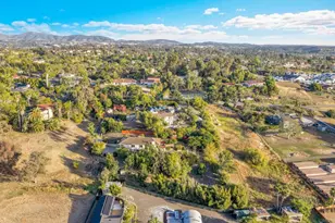 1021 Marine View Dr, Vista, CA 92081 - Photo 31