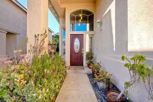 8834 Tobira Dr, Escondido, CA 92026 - Photo 3