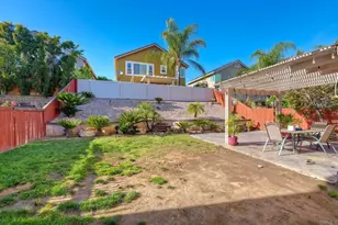 8834 Tobira Dr, Escondido, CA 92026 - Photo 25