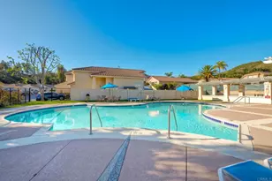 8834 Tobira Dr, Escondido, CA 92026 - Photo 27