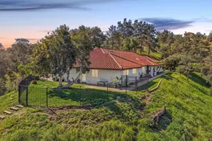707 S Live Oak Park Rd, Fallbrook, CA 92028 - Photo 5