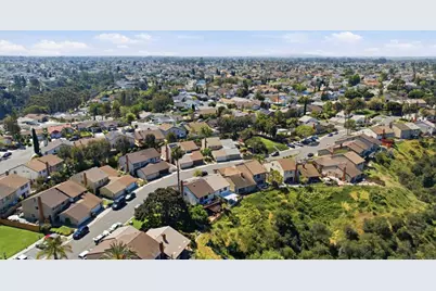8979 Capcano Road, Mira Mesa, CA 92126 - Photo 27