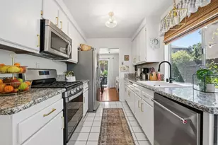 8979 Capcano Rd, Mira Mesa, CA 92126 - Photo 5