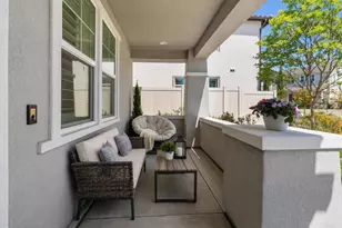 105 S Nevada Ave, Ventura, CA 93004 - Photo 39
