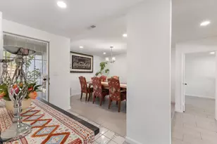 736 Granada Dr, Vista, CA 92083 - Photo 3