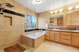 11095 Kite Hill Ln, San Diego, CA 92126 - Photo 13