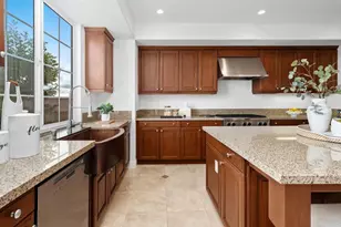 7667 Circulo Sequoia, Carlsbad, CA 92009 - Photo 9