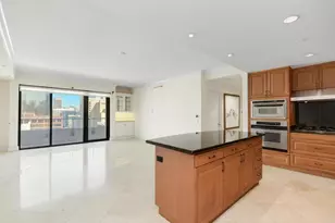 645 Front St, San Diego, CA 92101 - Photo 7
