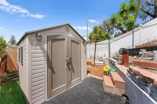 939 Chablis Ln, Vista, CA 92083 - Photo 51