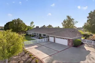 40225 Lucero Dr, Temecula, CA 92592 - Photo 7