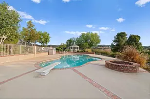 40225 Lucero Dr, Temecula, CA 92592 - Photo 47