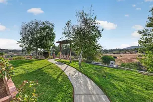 40225 Lucero Dr, Temecula, CA 92592 - Photo 43