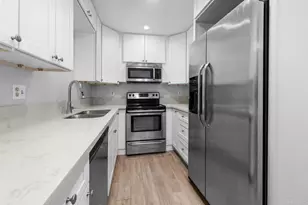 6350 Genesee Ave, San Diego, CA 92122 - Photo 11