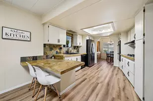 29056 Via Playa Del Rey, Murrieta, CA 92563 - Photo 17