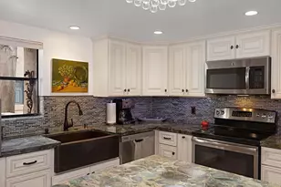 8437 Via Mallorca, La Jolla, CA 92037 - Photo 9