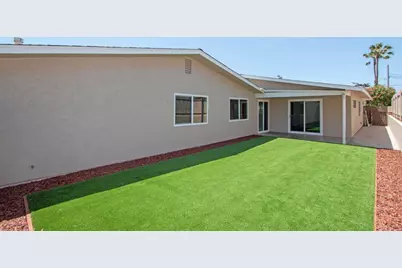 1133 & 1135 Gardena Road, Encinitas, CA 92024 - Photo 11