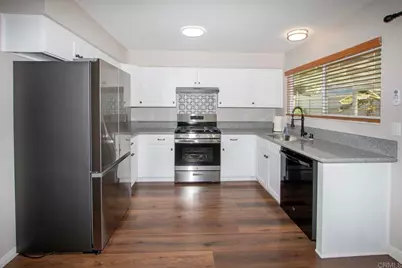 1133 & 1135 Gardena Road, Encinitas, CA 92024 - Photo 17
