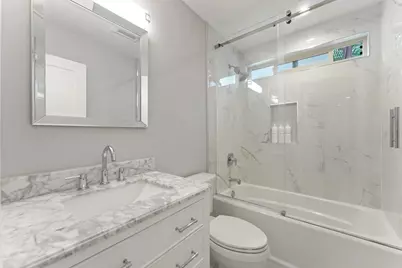 127 W Glaucus #B, Encinitas, CA 92024 - Photo 9