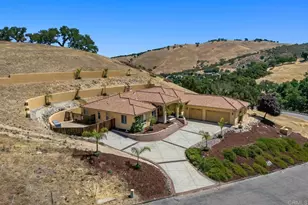 9805 Steelhead Rd, Paso Robles, CA 93446 - Photo 45
