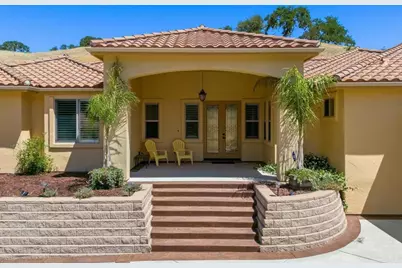 9805 Steelhead Rd, Paso Robles, CA 93446 - Photo 3