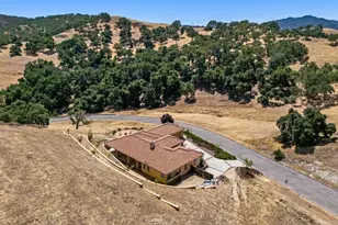 9805 Steelhead Rd, Paso Robles, CA 93446 - Photo 47