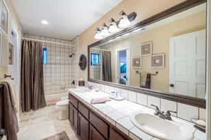 1817 Queens Way, Vista, CA 92084 - Photo 31