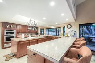 1817 Queens Way, Vista, CA 92084 - Photo 17