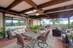 1817 Queens Way, Vista, CA 92084 - Photo 9