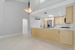 2201 Plaza De Las Flores, Carlsbad, CA 92009 - Photo 9