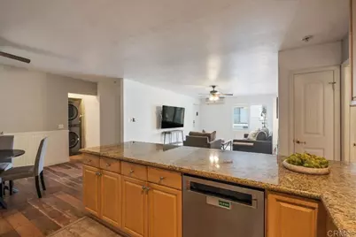 425 Autumn Drive #21, San Marcos, CA 92069 - Photo 11