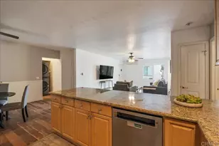 425 Autumn Dr, San Marcos, CA 92069 - Photo 11