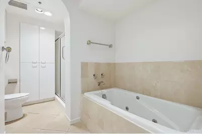 200 Harbor Drive #2501, San Diego, CA 92101 - Photo 17
