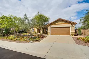 352 Tom McGuinness Jr Circle, Fallbrook, CA 92028 - Photo 5
