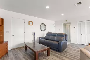 7619 Cortina, Carlsbad, CA 92009 - Photo 17