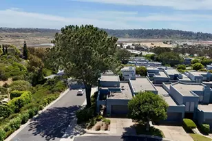 1051 Freedom Ct, Del Mar, CA 92014 - Photo 3